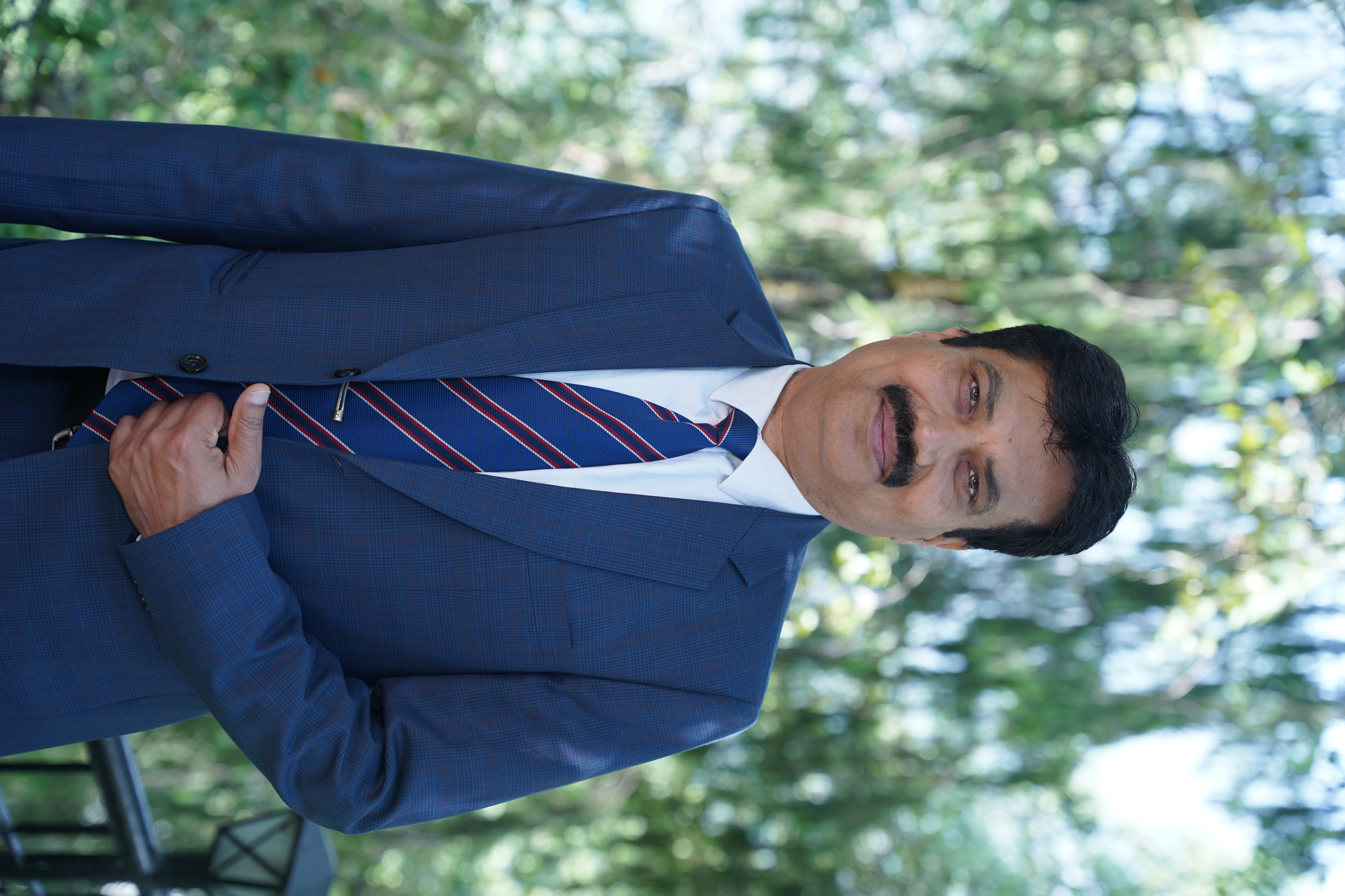 Shri Kuldeep Singh